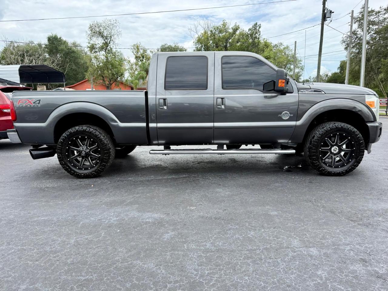 Ford F-250 SD Lariat Crew Cab 4WD 2016