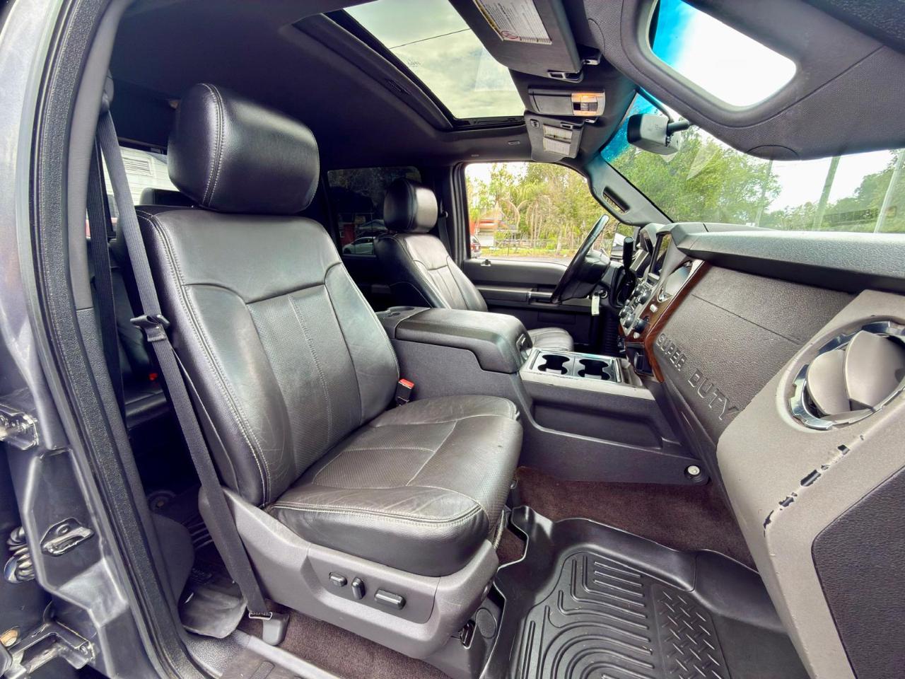 Ford F-250 SD Lariat Crew Cab 4WD 2016