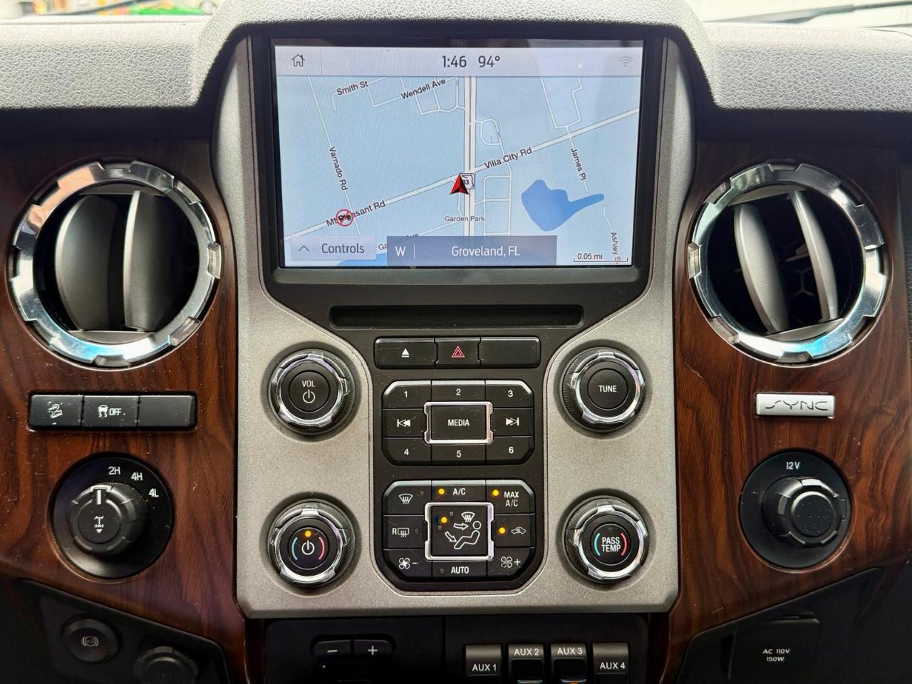 Ford F-250 SD Lariat Crew Cab 4WD 2016