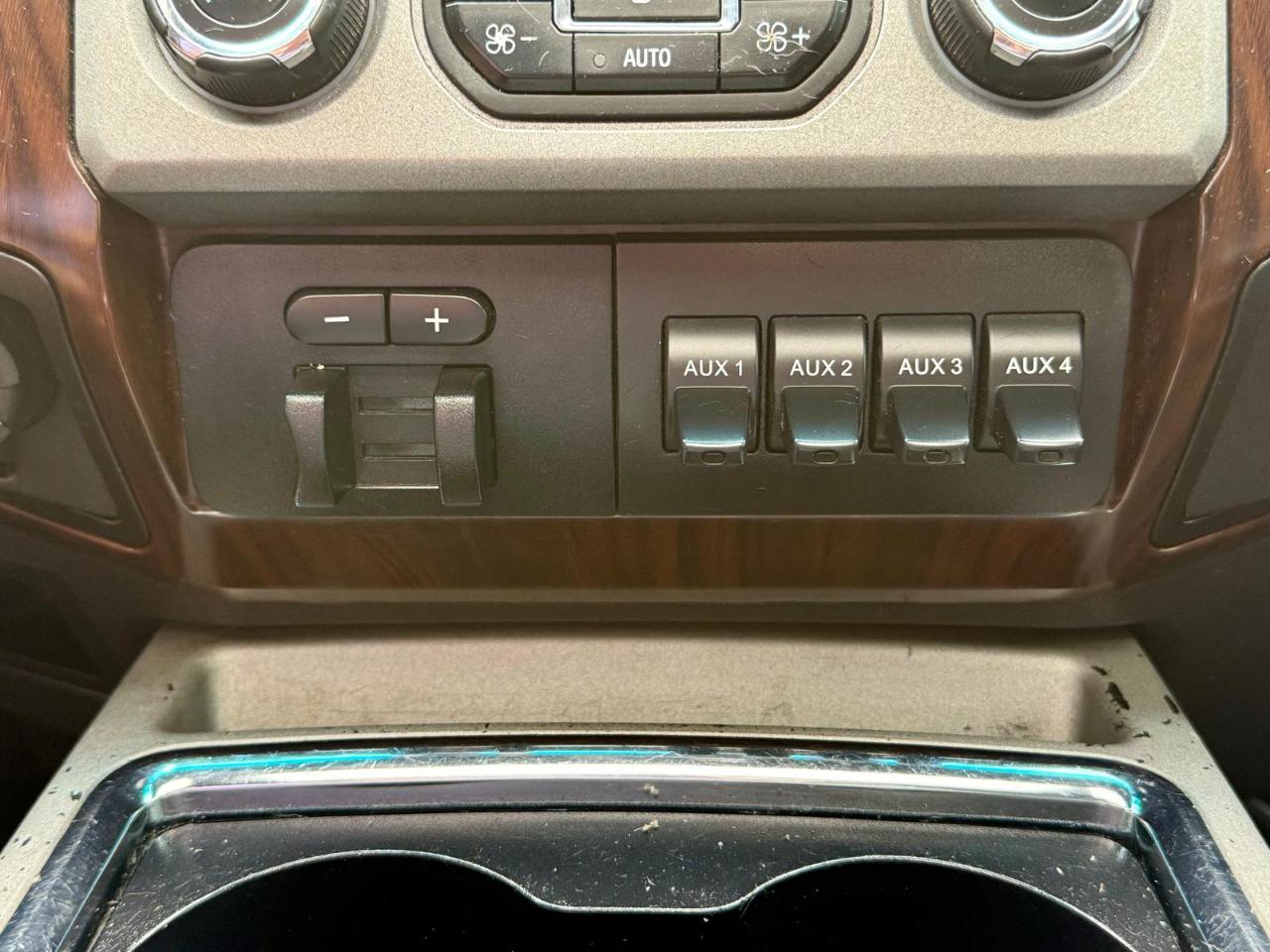 Ford F-250 SD Lariat Crew Cab 4WD 2016