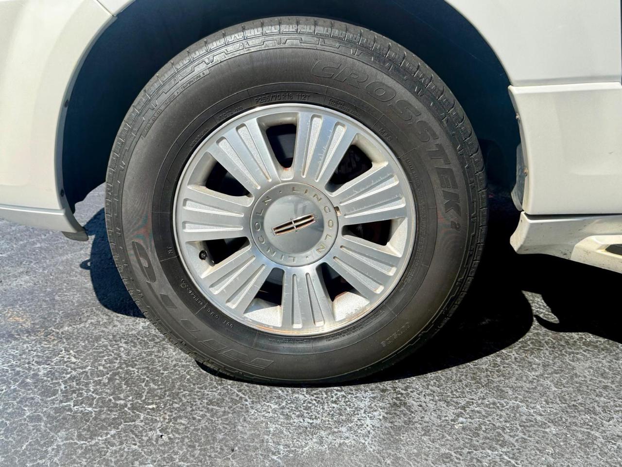 Lincoln Navigator 4WD 2009