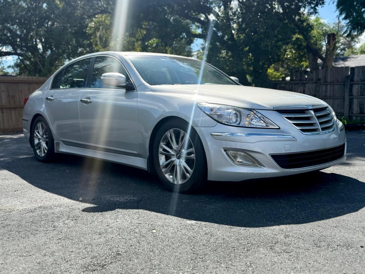 Hyundai Genesis 3.8L 2012