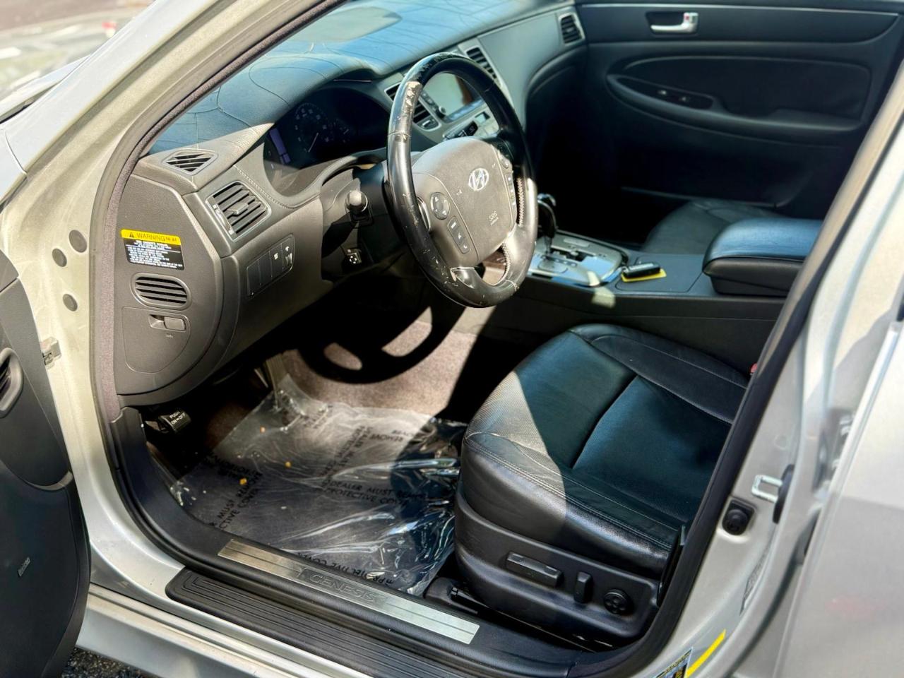 Hyundai Genesis 3.8L 2012