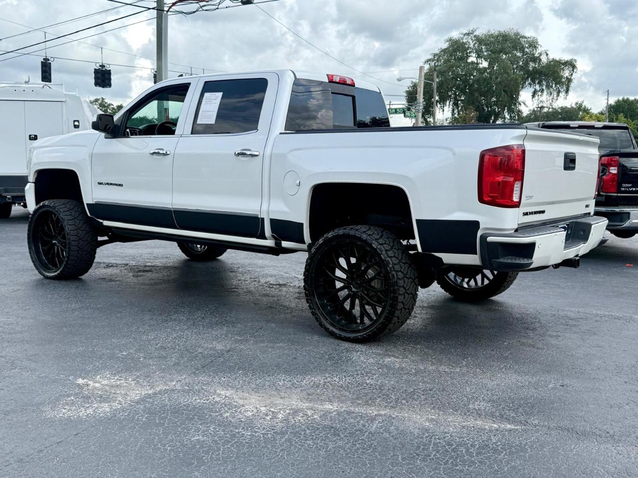 Chevrolet Silverado 1500 LTZ Z71 Crew Cab 4WD 2017