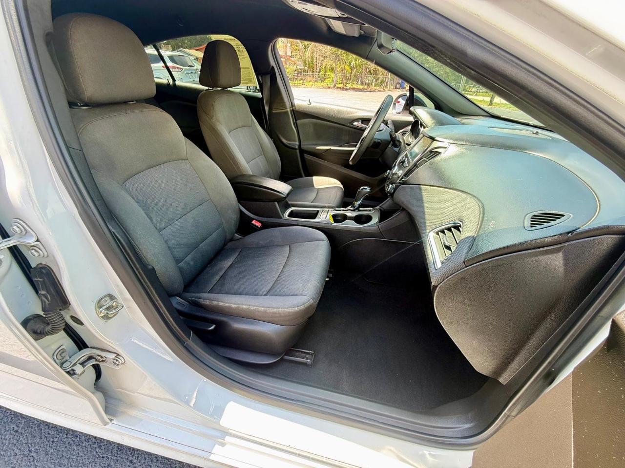 Chevrolet Cruze  2018