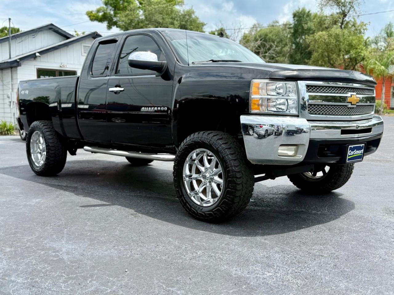 Chevrolet Silverado 1500 4dr Ext Cab 143.5" WB 4WD LT 2013