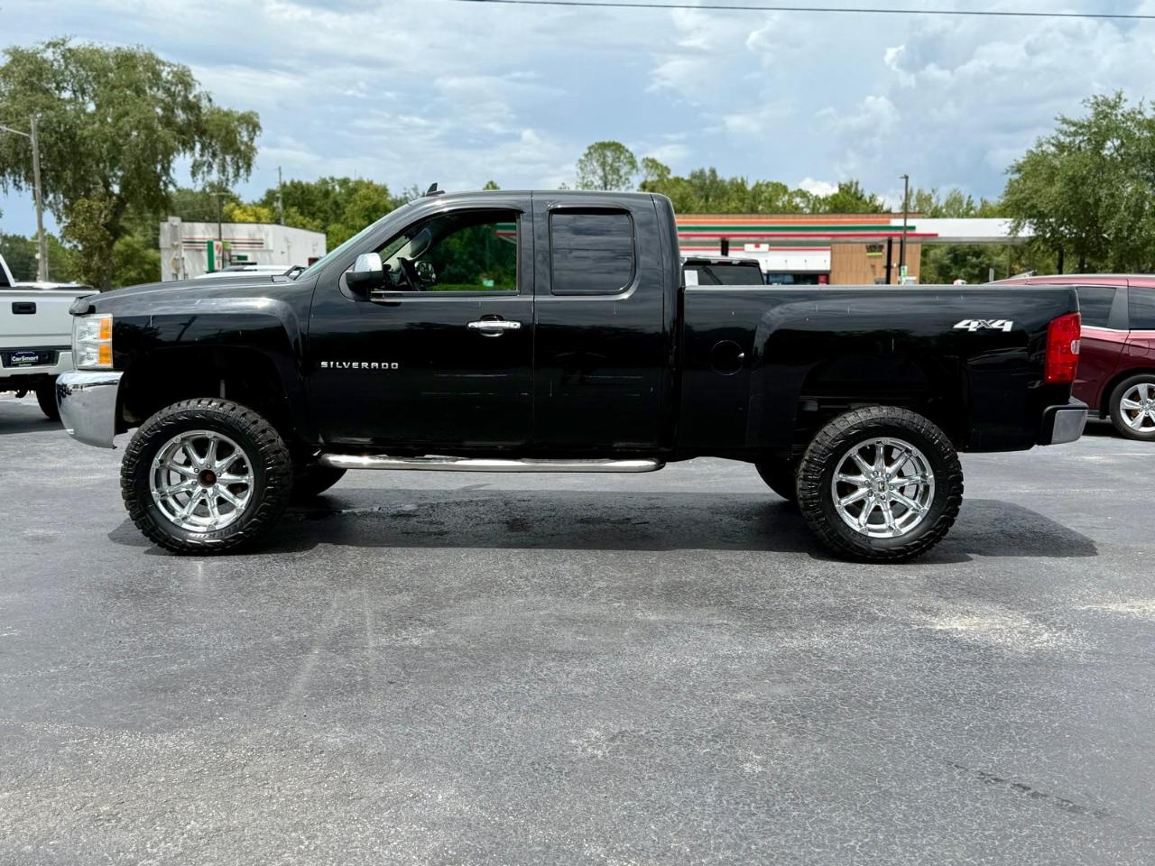 Chevrolet Silverado 1500 4dr Ext Cab 143.5" WB 4WD LT 2013