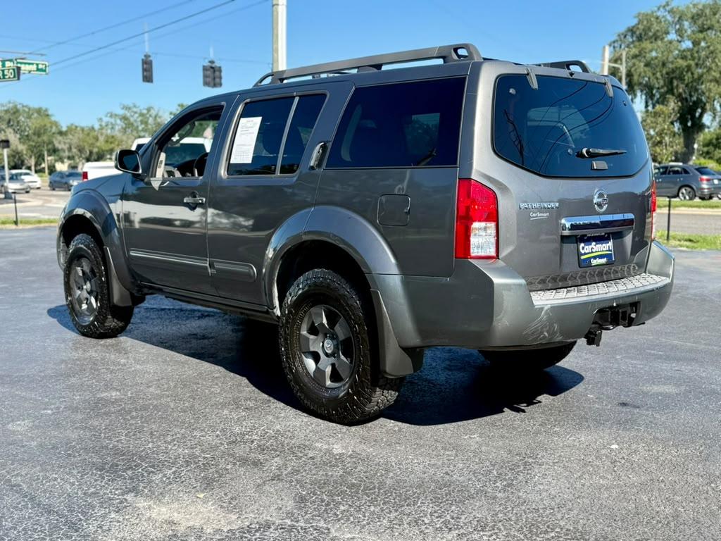 Nissan Pathfinder SE 4D SUV 4X4 2008