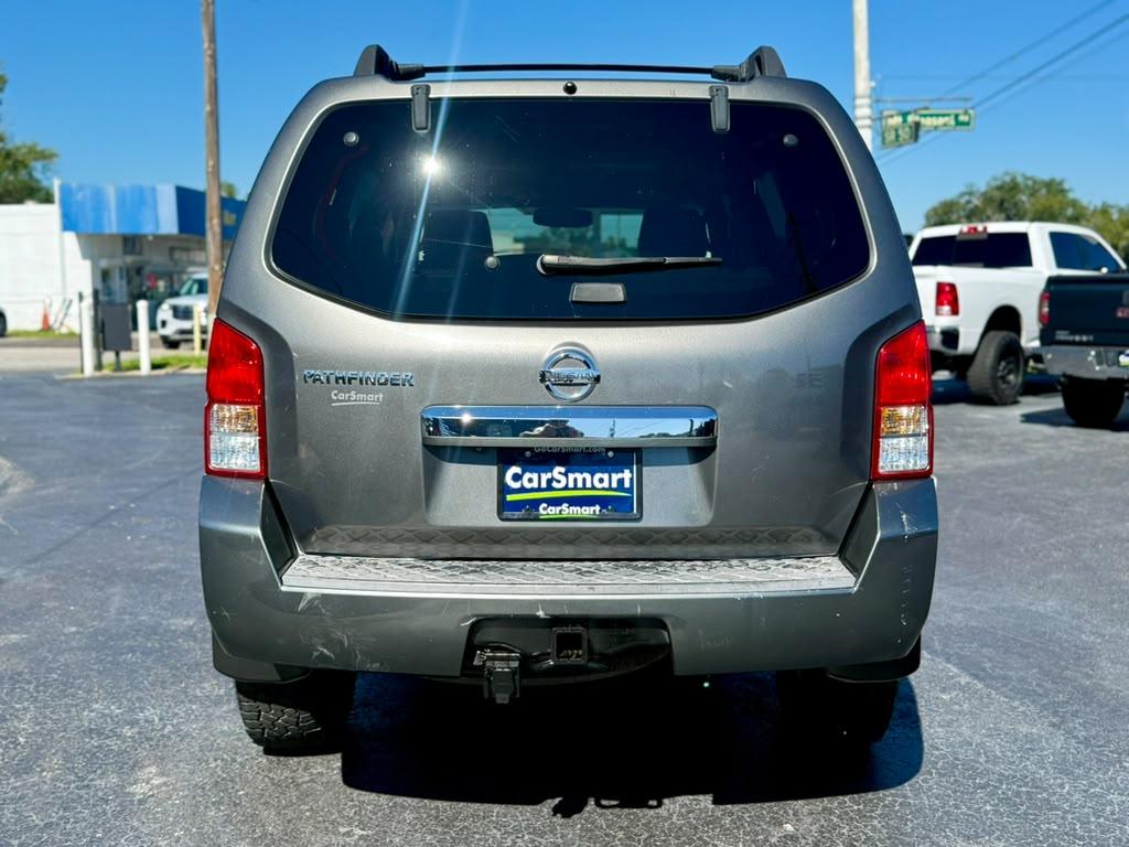 Nissan Pathfinder SE 4D SUV 4X4 2008