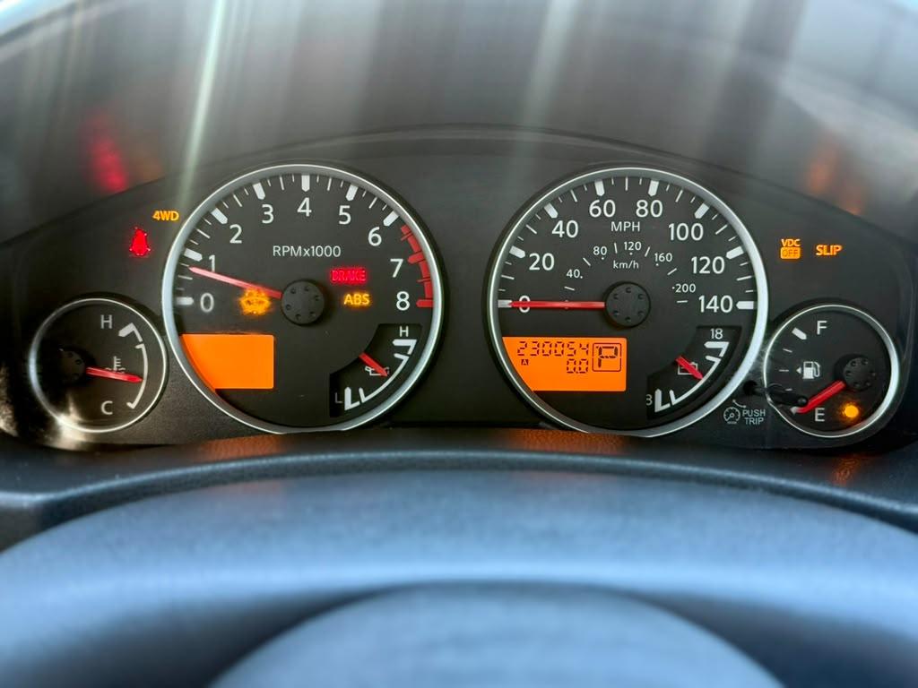 Nissan Pathfinder SE 4D SUV 4X4 2008