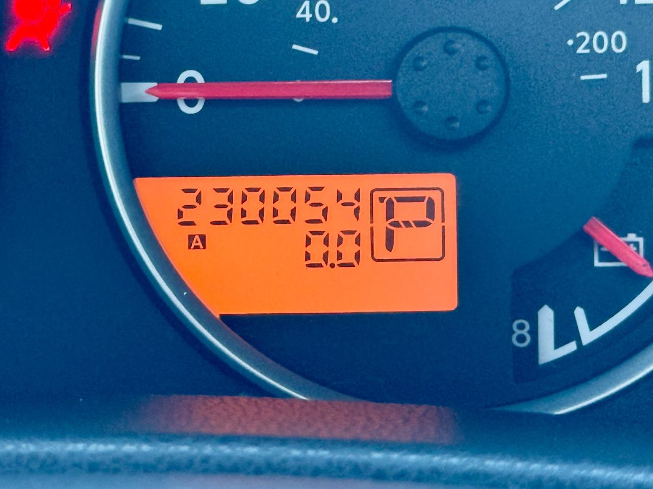 Nissan Pathfinder SE 4D SUV 4X4 2008