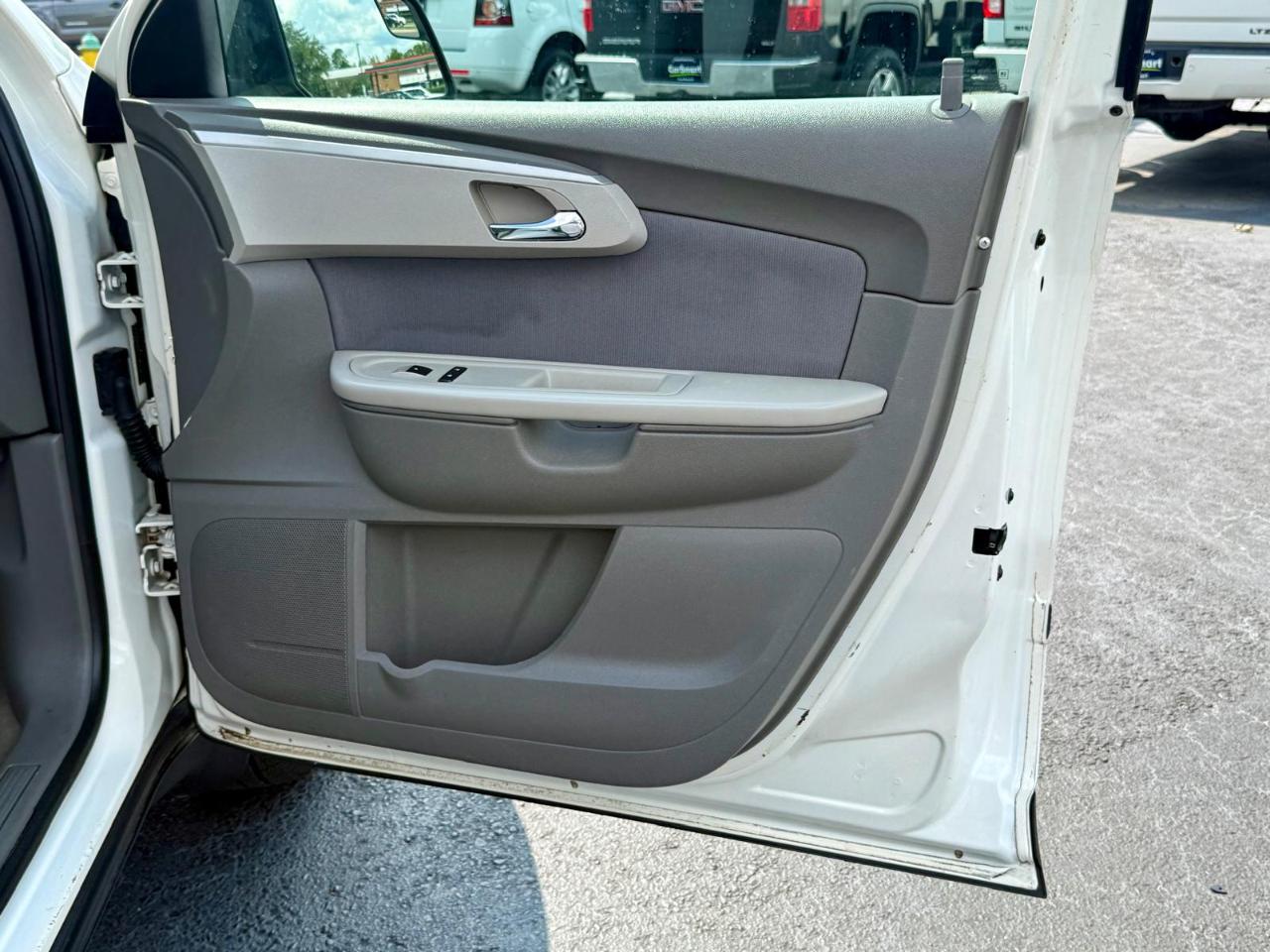 Chevrolet Traverse LS FWD 2014