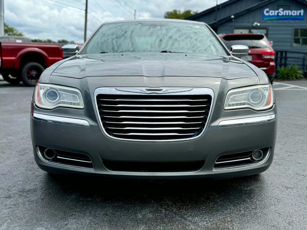 Chrysler 300 Limited RWD 2012