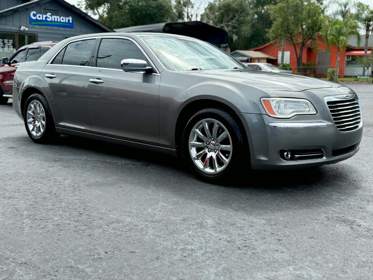 Chrysler 300 Limited RWD 2012