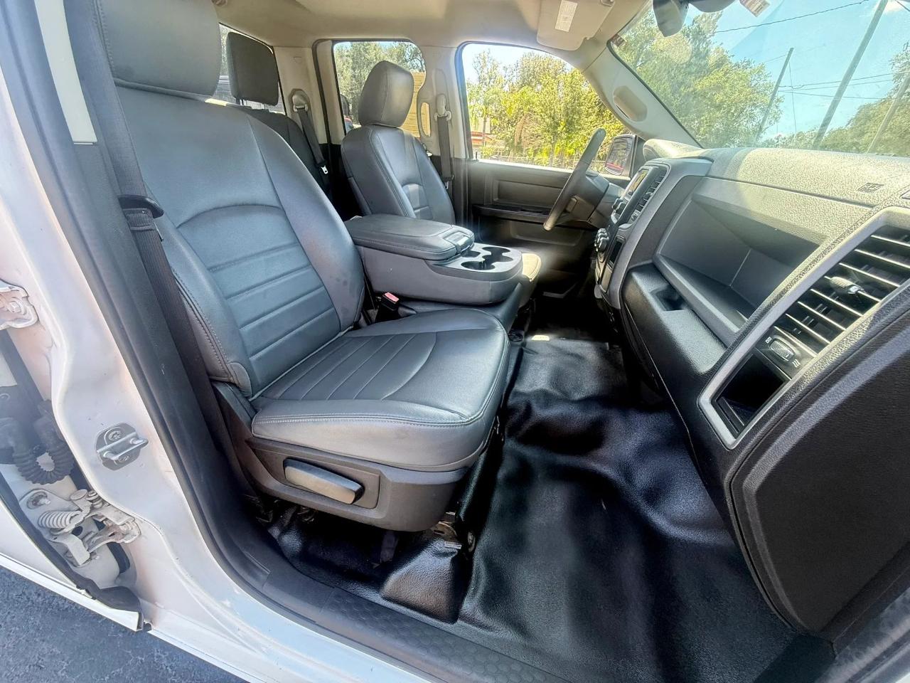 RAM 1500 Classic Tradesman Quad Cab 2WD 2019