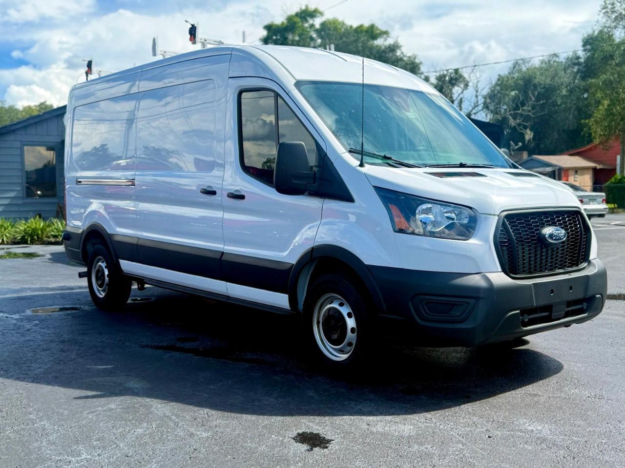 Ford Transit  2024
