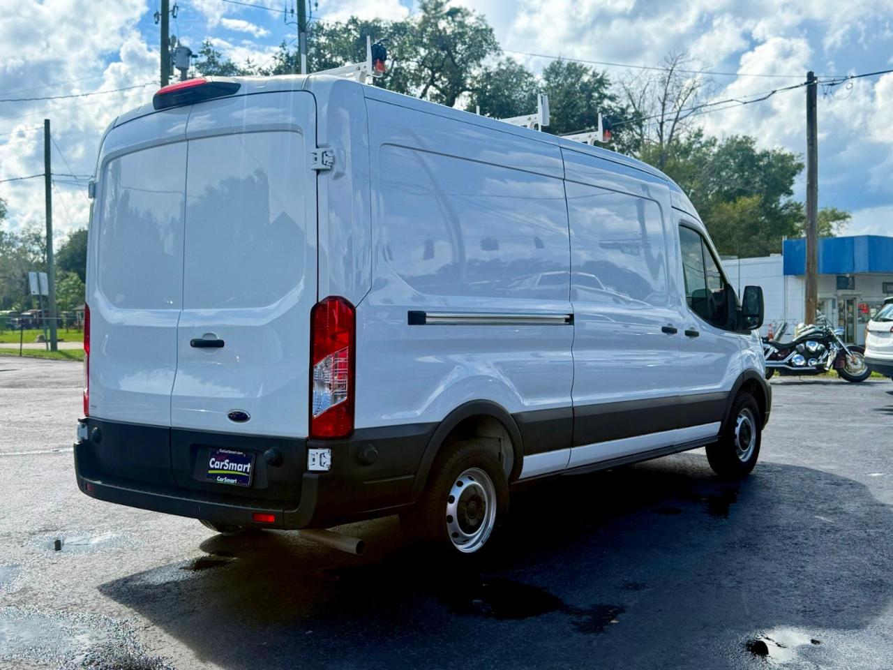 Ford Transit  2024