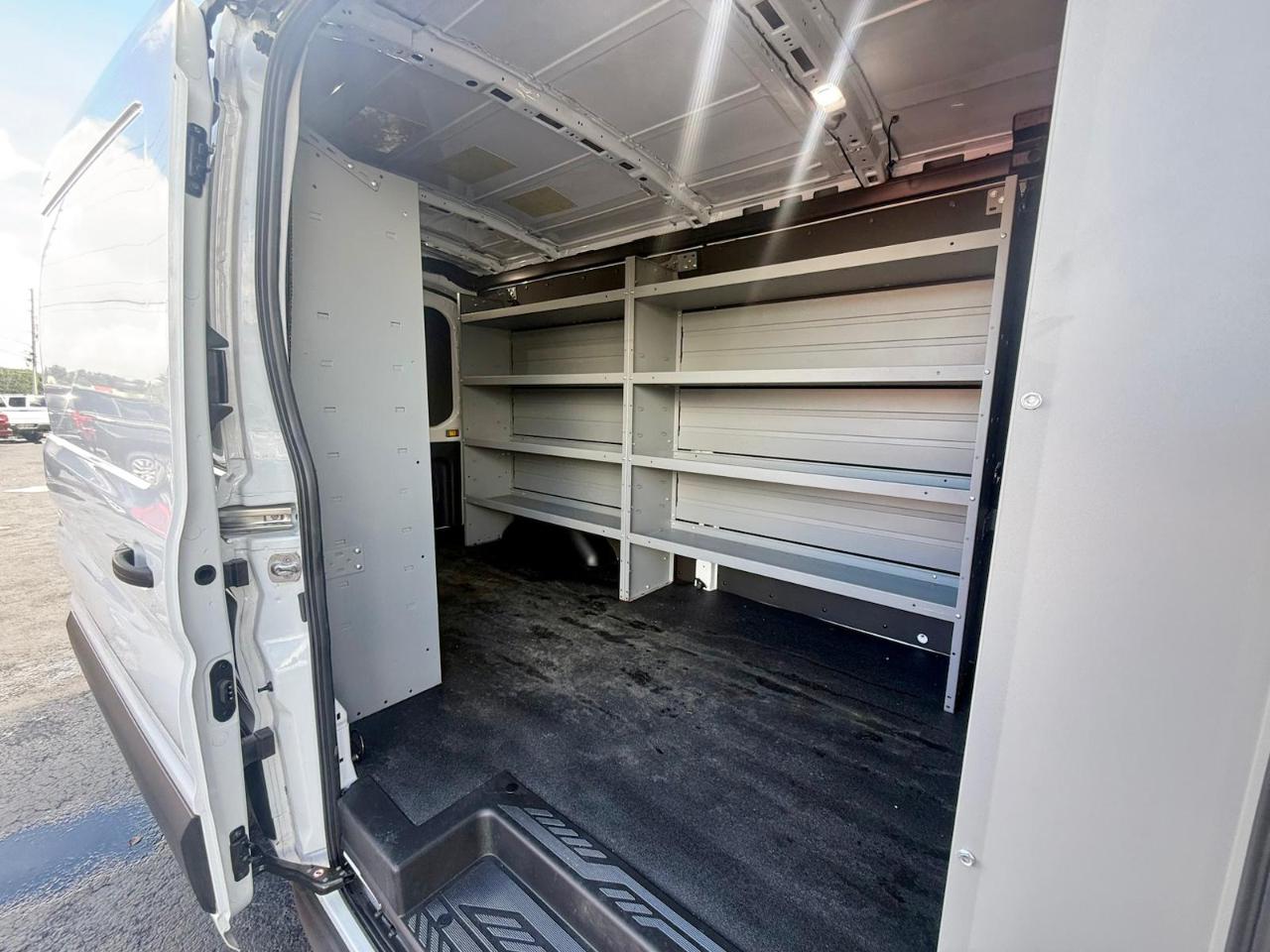 Ford Transit  2024