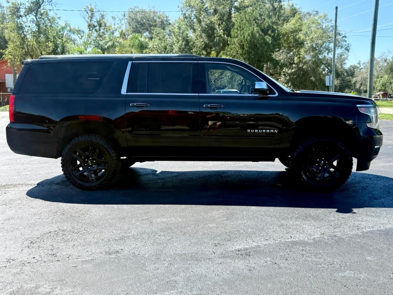 Chevrolet Suburban Premier 2WD 2019