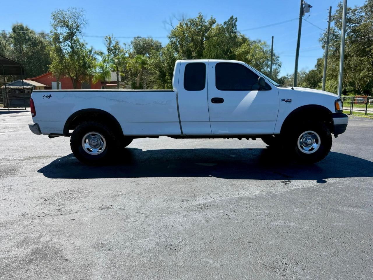 Ford F-150 SuperCab Long Bed 4WD 2000