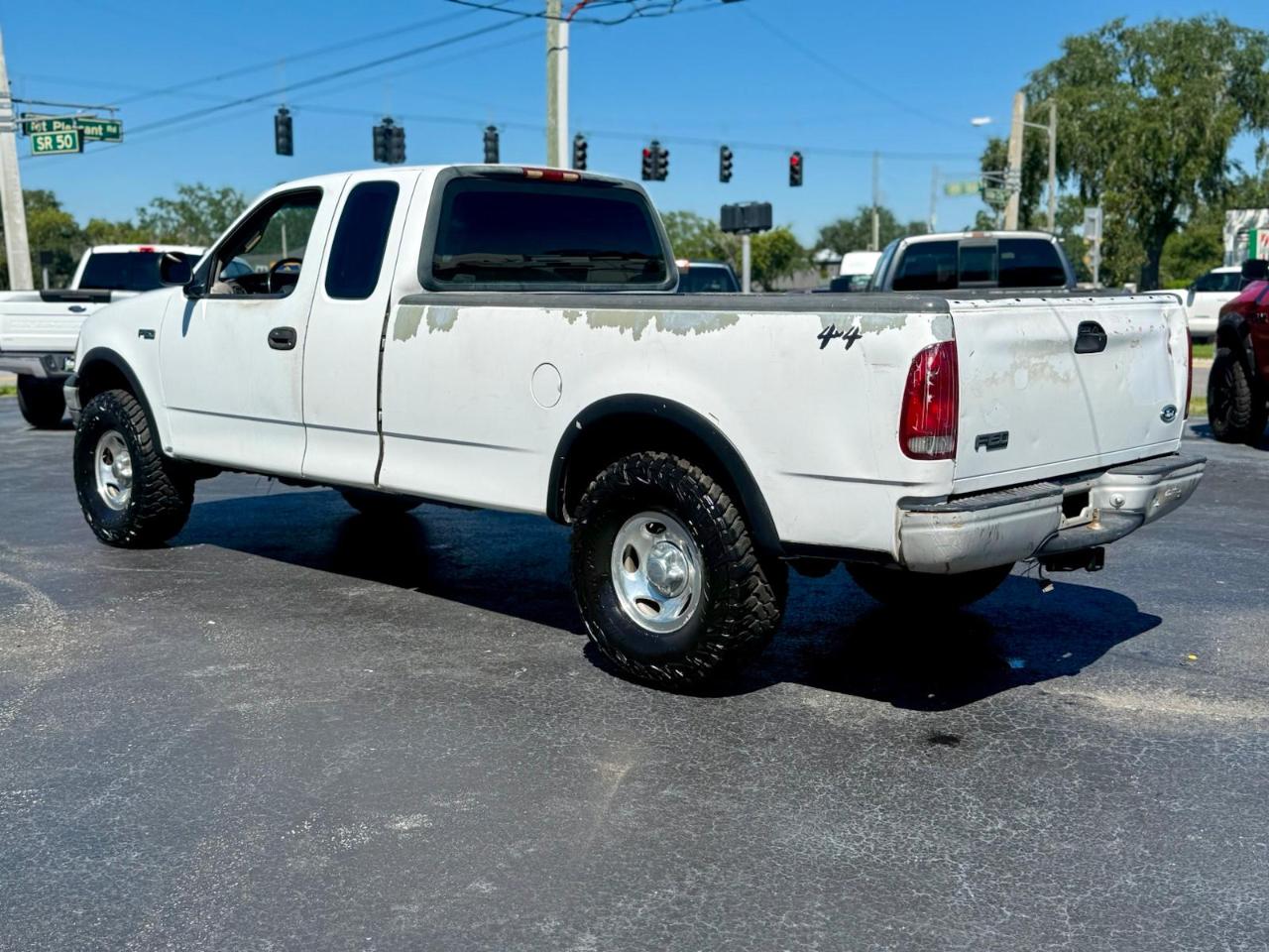Ford F-150 SuperCab Long Bed 4WD 2000