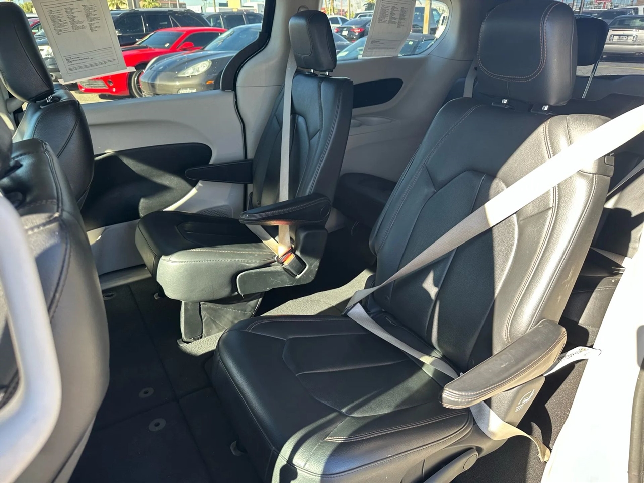 Chrysler Pacifica  2017 Chrysler Pacifica  2017