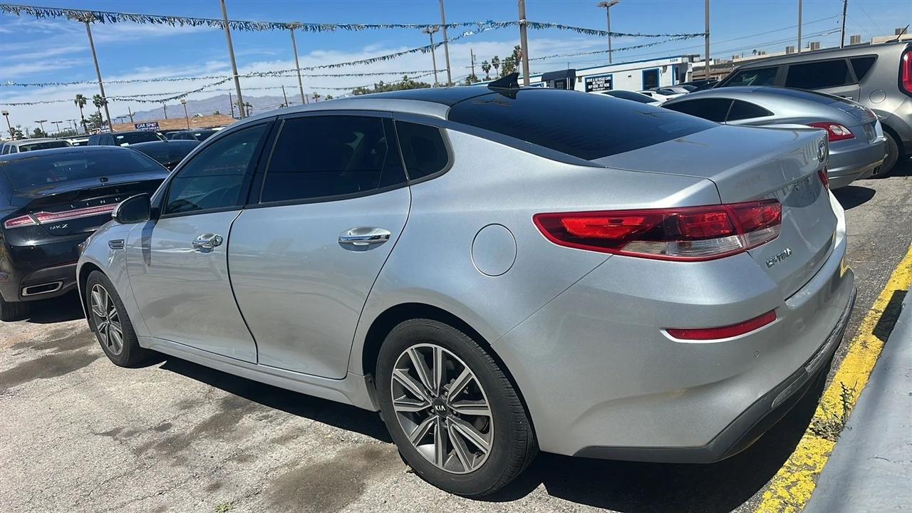 Kia Optima  2019