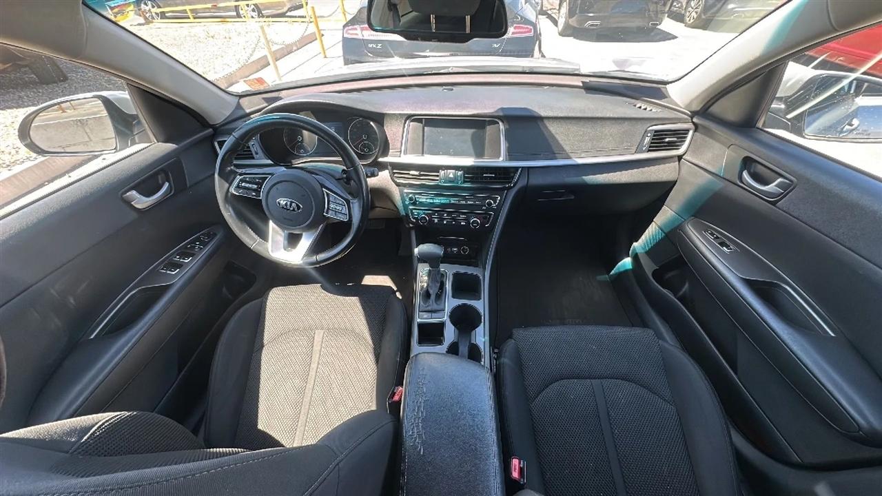Kia Optima  2019