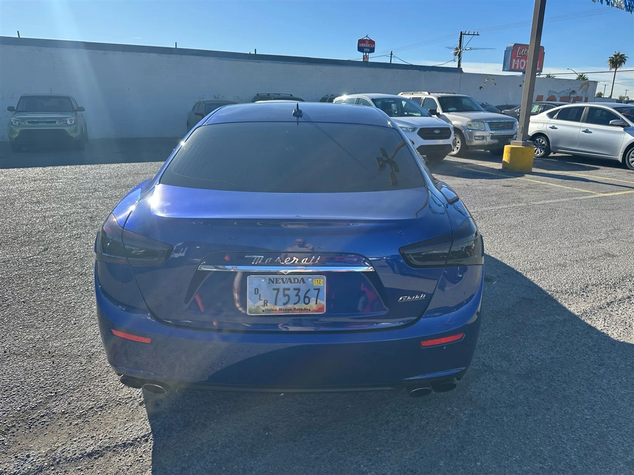 Maserati Ghibli  2016 Maserati Ghibli  2016