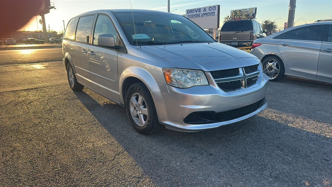 Dodge Grand Caravan  2012