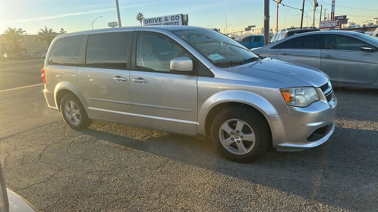 Dodge Grand Caravan  2012