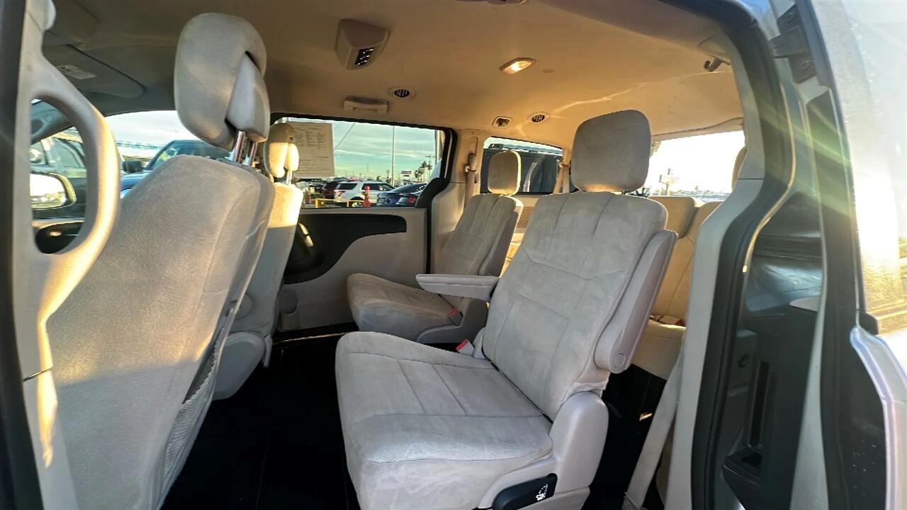 Dodge Grand Caravan  2012