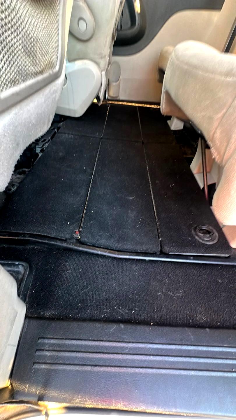 Dodge Grand Caravan  2012