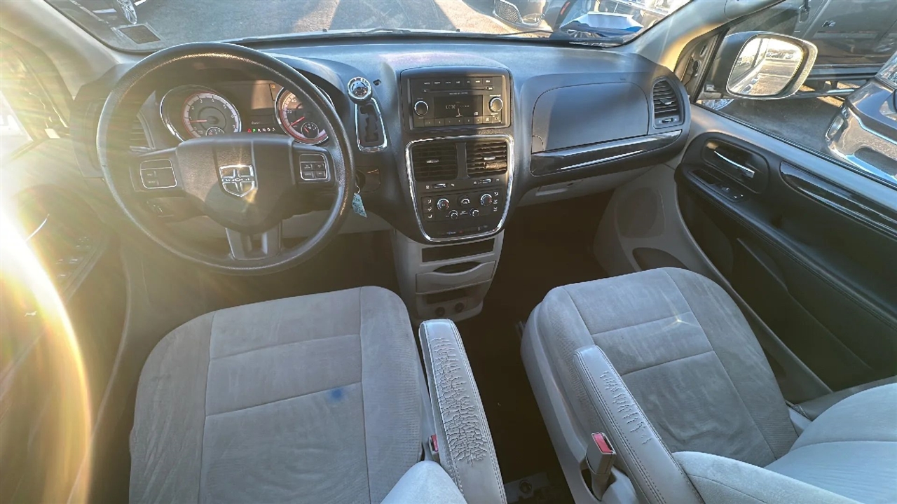 Dodge Grand Caravan  2012