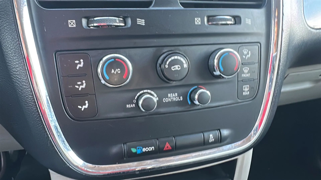 Dodge Grand Caravan  2012