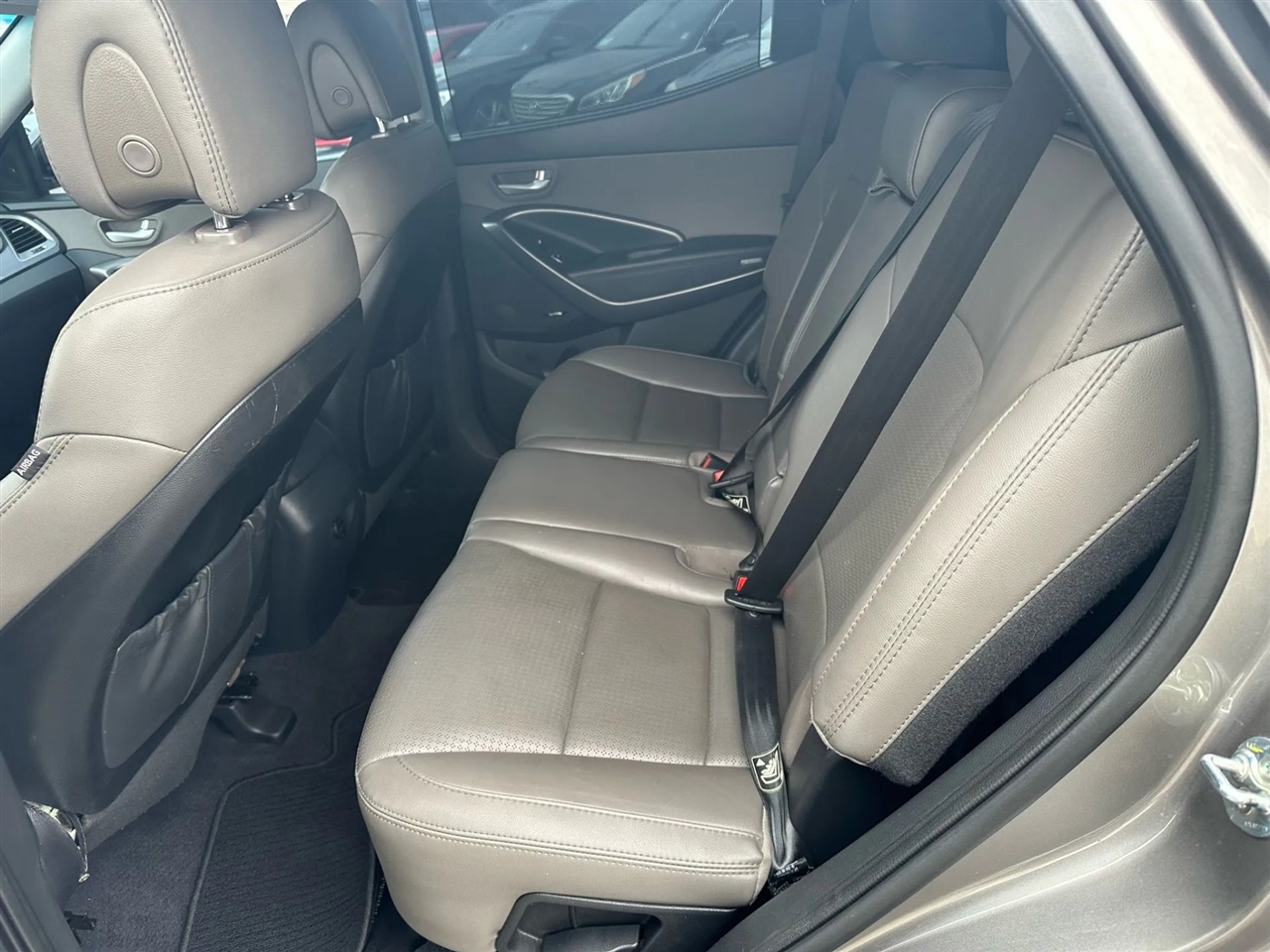 Hyundai Santa Fe  2015