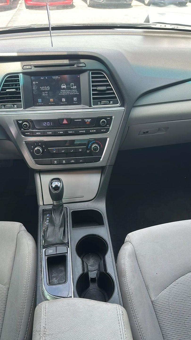 Hyundai Sonata  2016