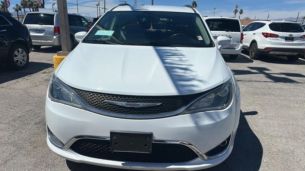 Chrysler Pacifica  2019