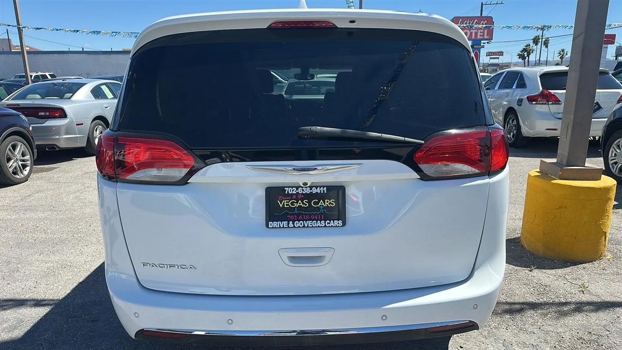 Chrysler Pacifica  2019