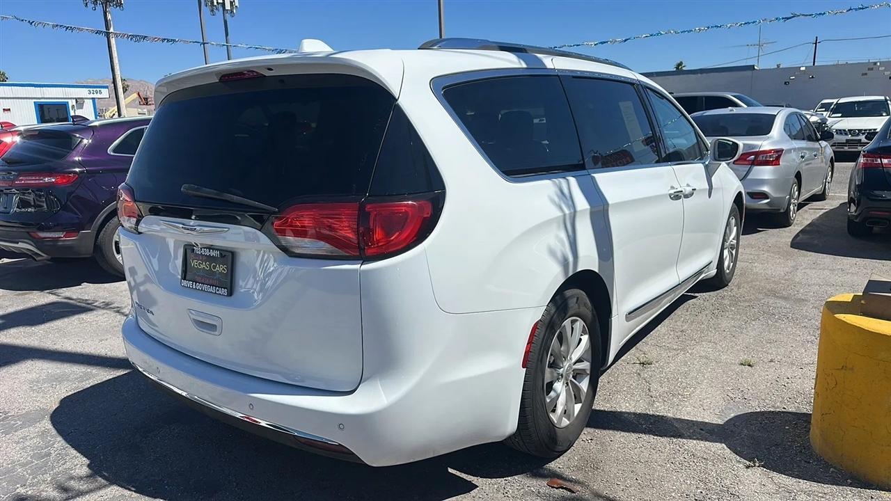 Chrysler Pacifica  2019