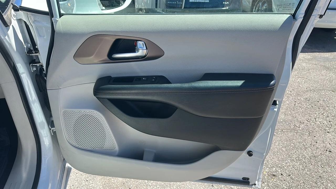 Chrysler Pacifica  2019