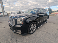 2017 GMC Yukon XL  2017 GMC Yukon XL
