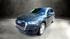 2018 Audi Q5  2018 Audi Q5