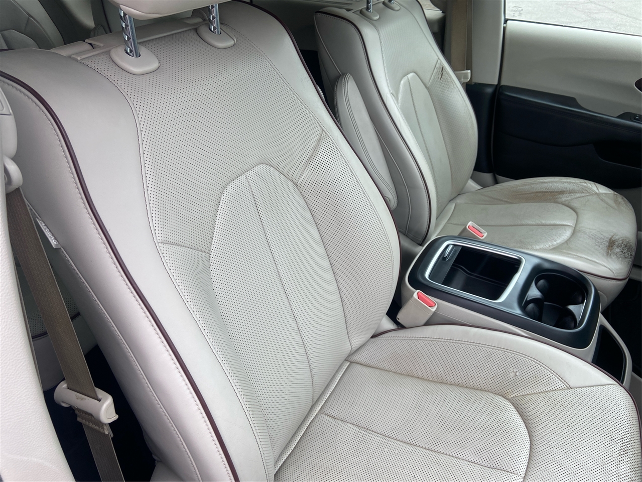 Chrysler Pacifica Limited 2017