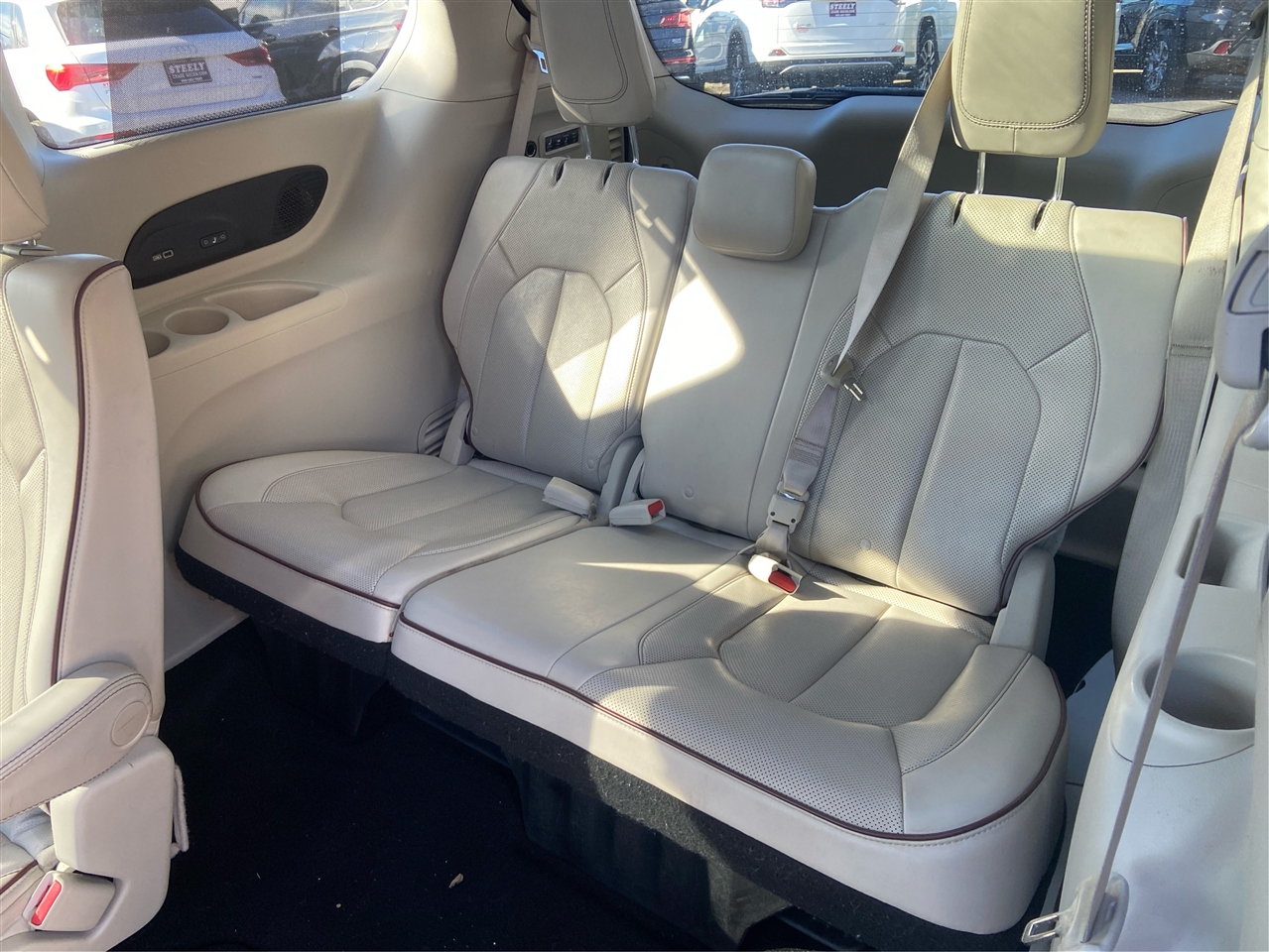 Chrysler Pacifica Limited 2017