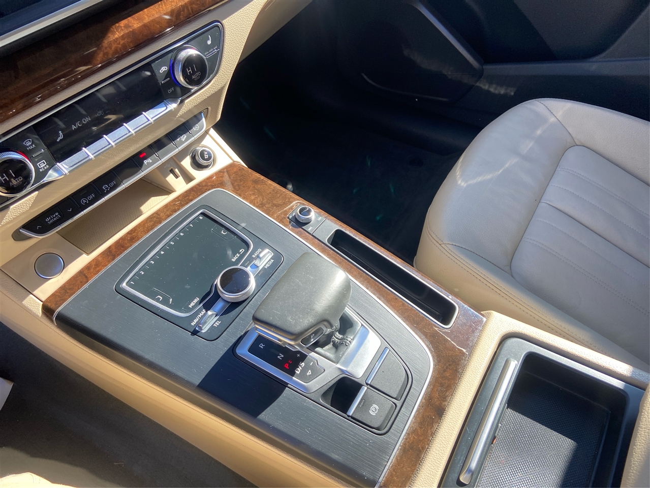 Audi Q5 2.0T Premium Plus quattro 2018