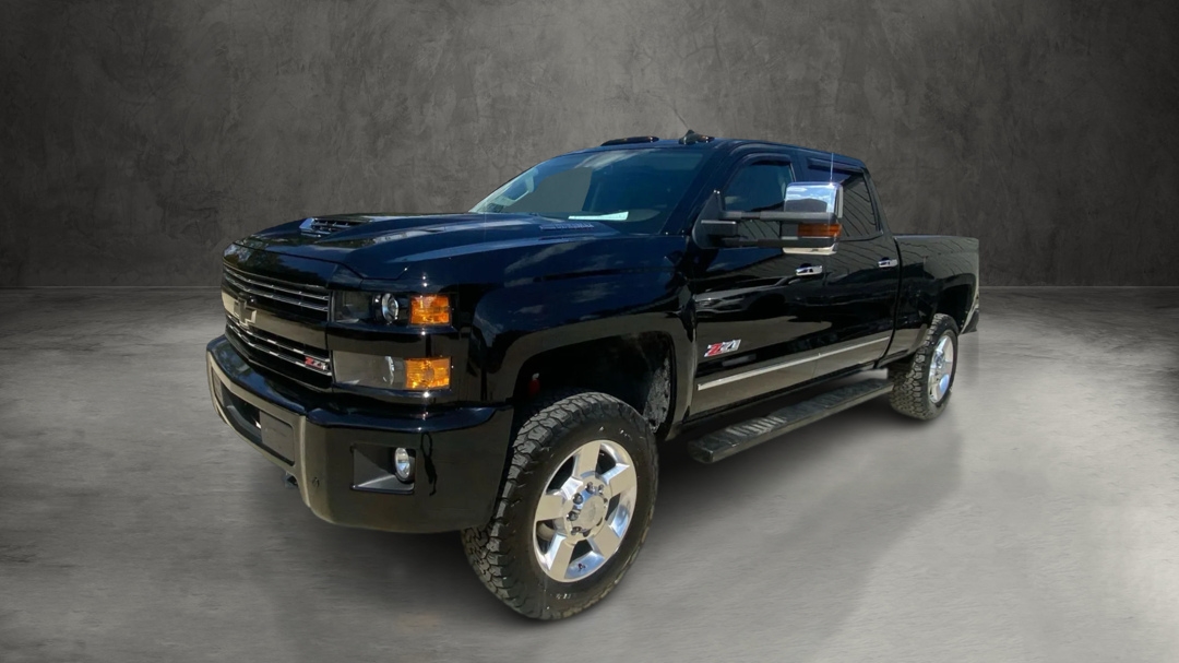 2018 Chevrolet Silverado 2500HD LT Crew Cab 4WD