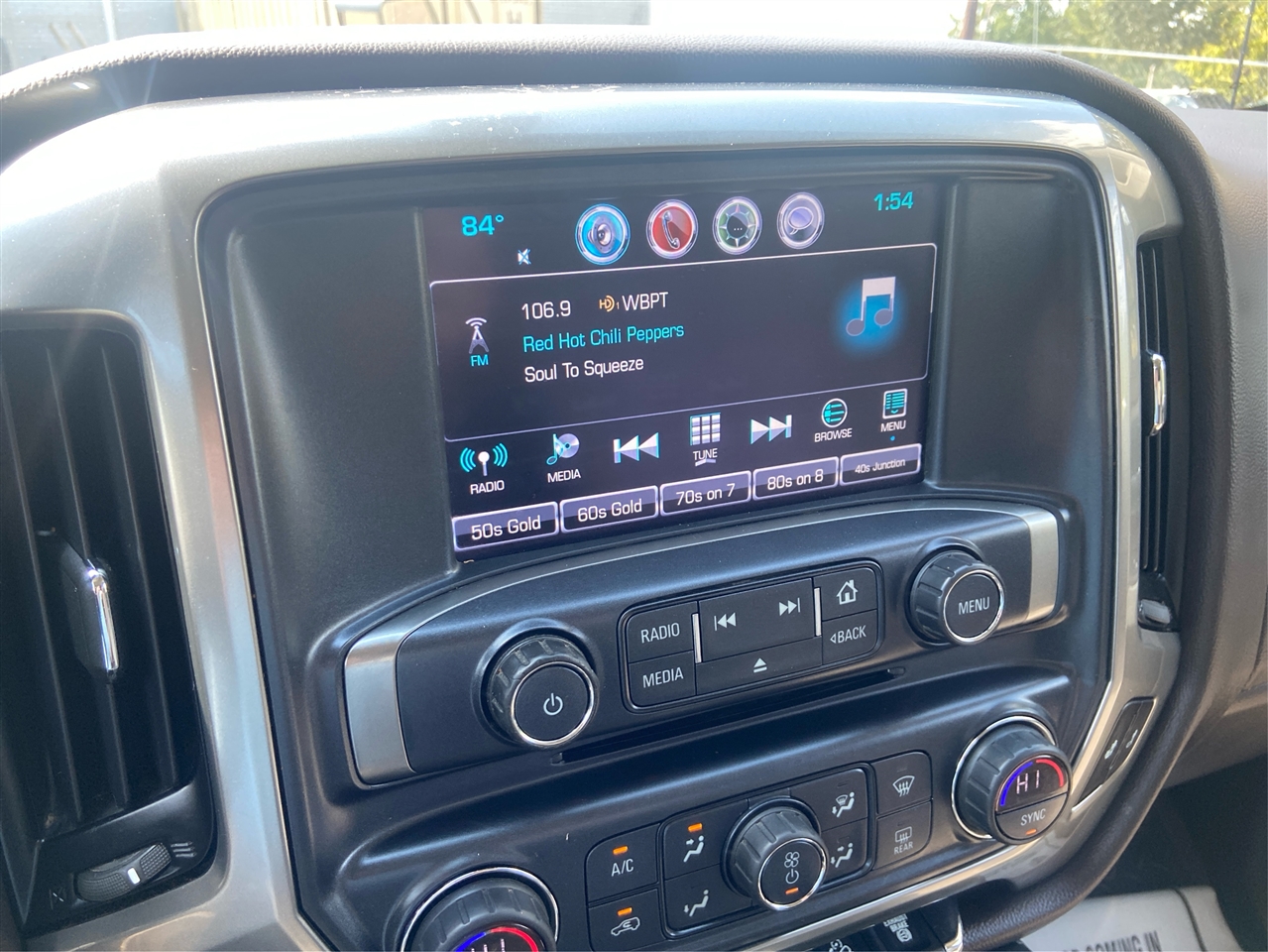 Chevrolet Silverado 2500HD LT Crew Cab 4WD 2018