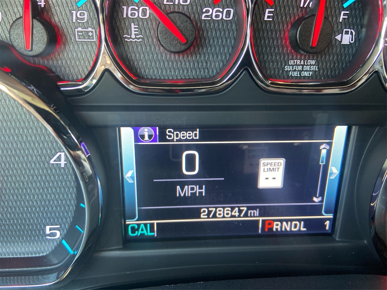 Chevrolet Silverado 2500HD LT Crew Cab 4WD 2018