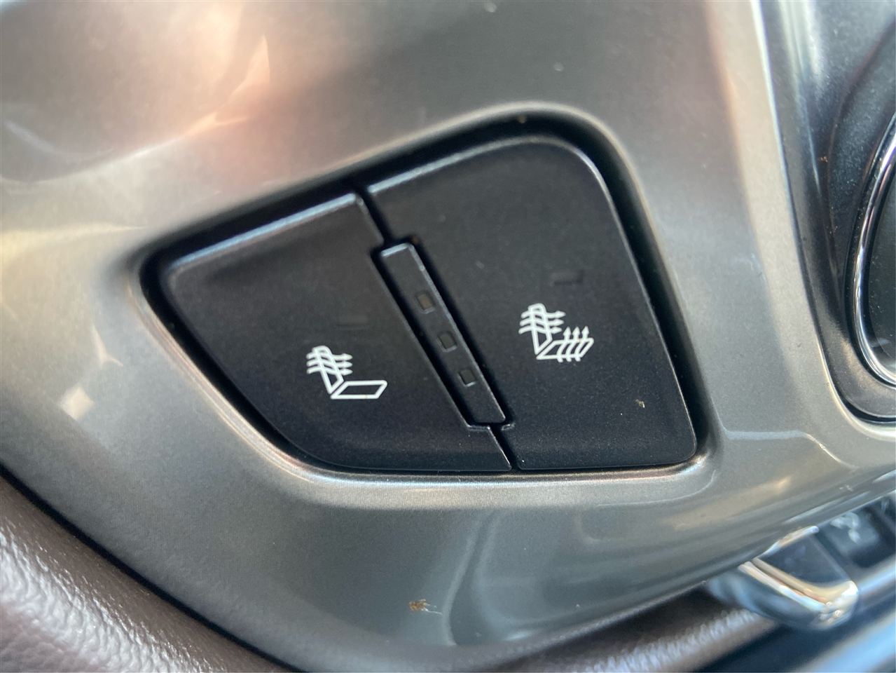 Chevrolet Silverado 2500HD LT Crew Cab 4WD 2018